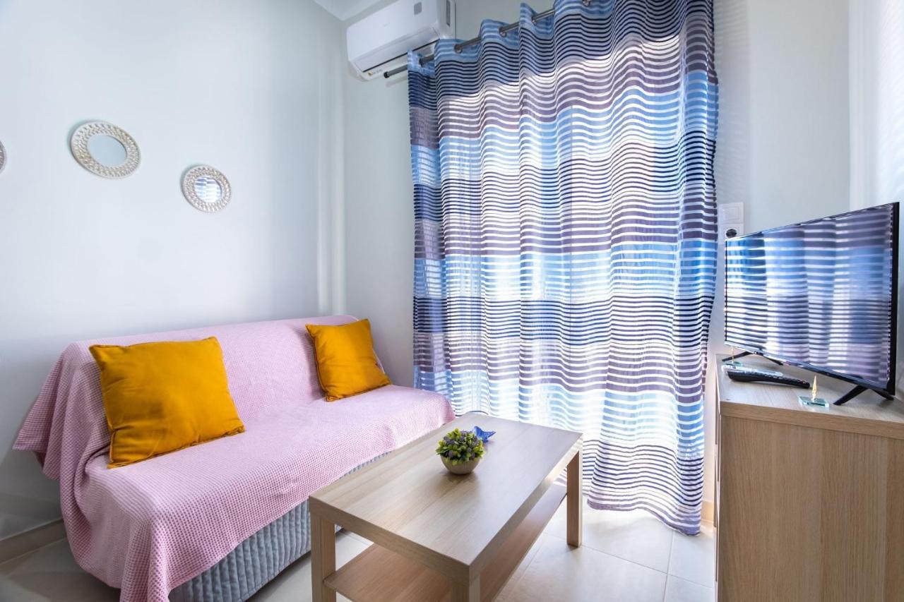 Joyfull Apartment In Piraeus Bagian luar foto